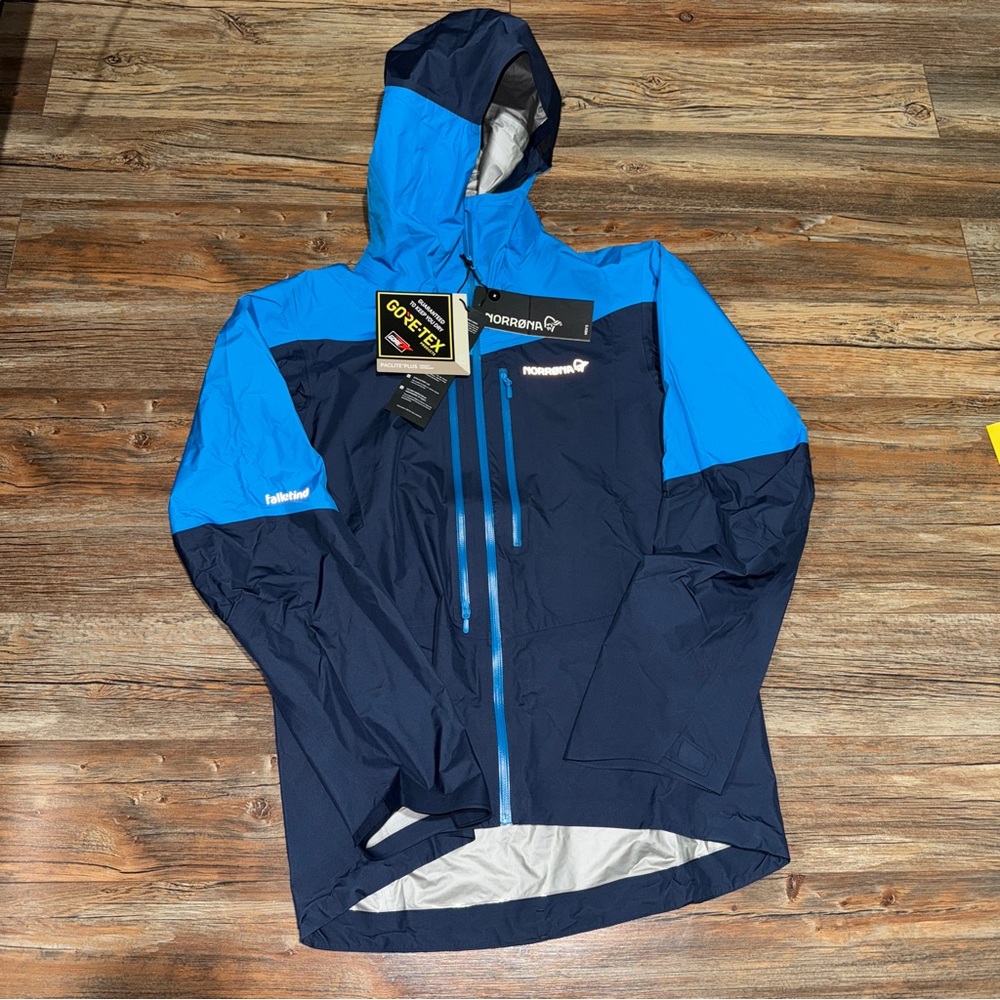 New Norrona Falketind Paclite Gore-Tex Jacket Hawaiian Surf Indigo Men's Medium